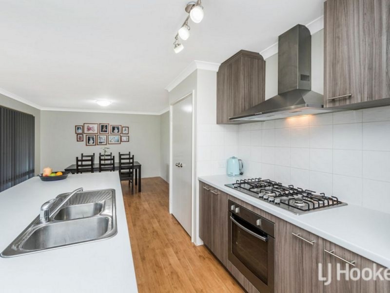 13 Waverley Road, Australind WA 6233