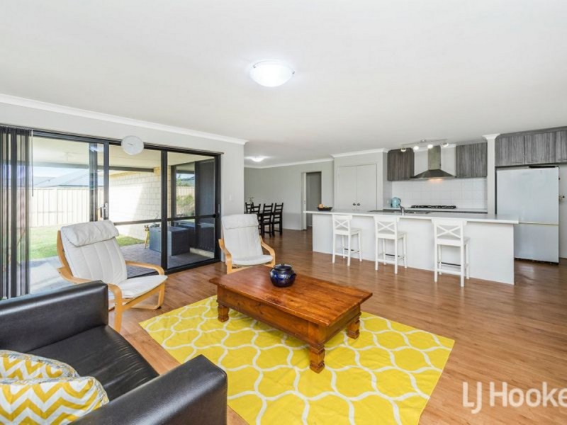 13 Waverley Road, Australind WA 6233