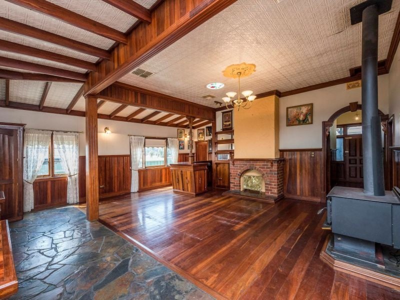 150 Wittenoom Street, Collie WA 6225