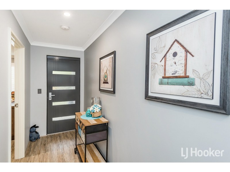 25 Melaleuca Drive, College Grove WA 6230