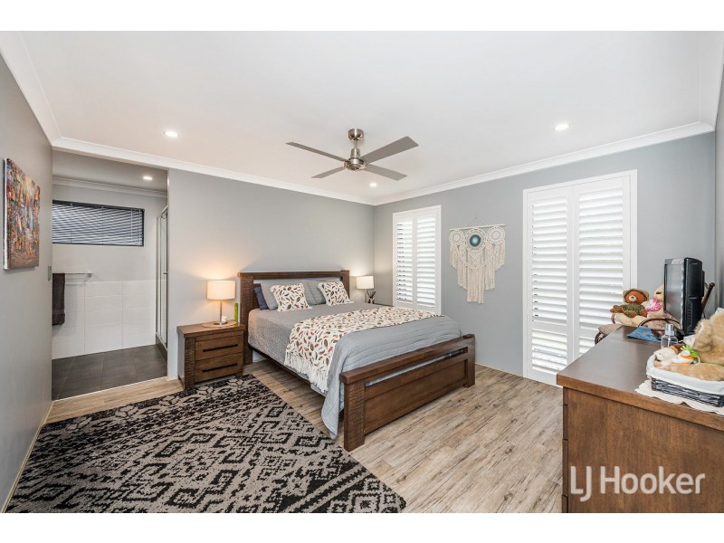 25 Melaleuca Drive, College Grove WA 6230