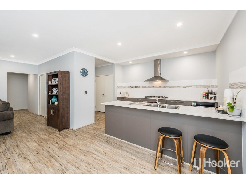 25 Melaleuca Drive, College Grove WA 6230