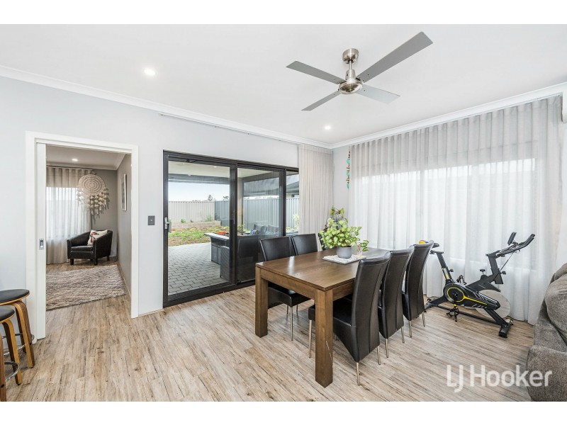 25 Melaleuca Drive, College Grove WA 6230