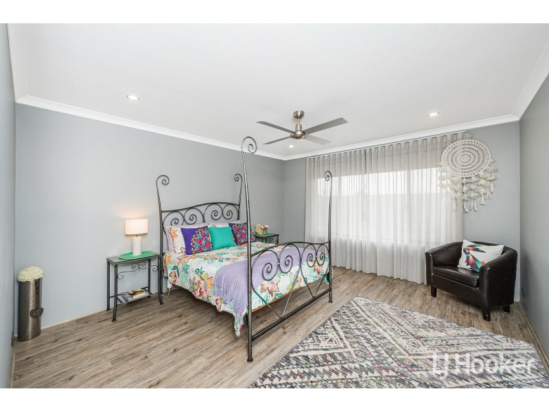 25 Melaleuca Drive, College Grove WA 6230