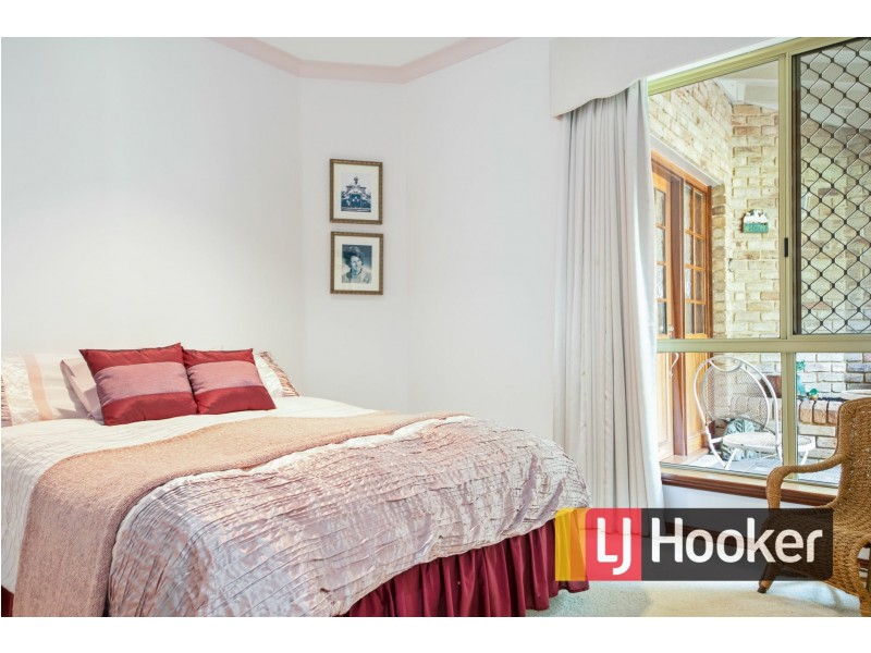 10 Hudson Place, Leschenault WA 6233