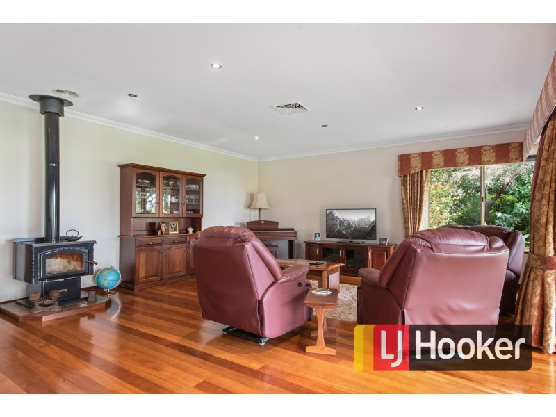 10 Hudson Place, Leschenault WA 6233