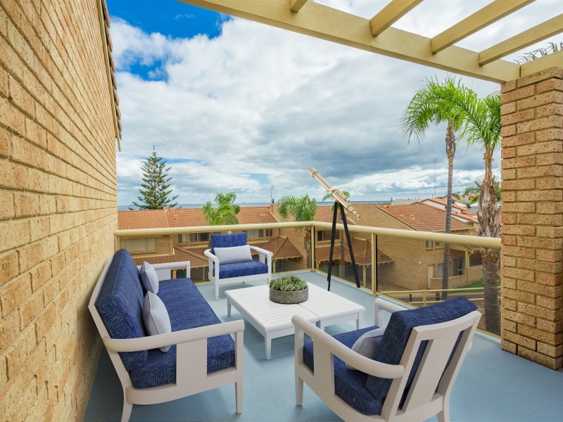 2/18 Acacia Street, Bunbury WA 6230