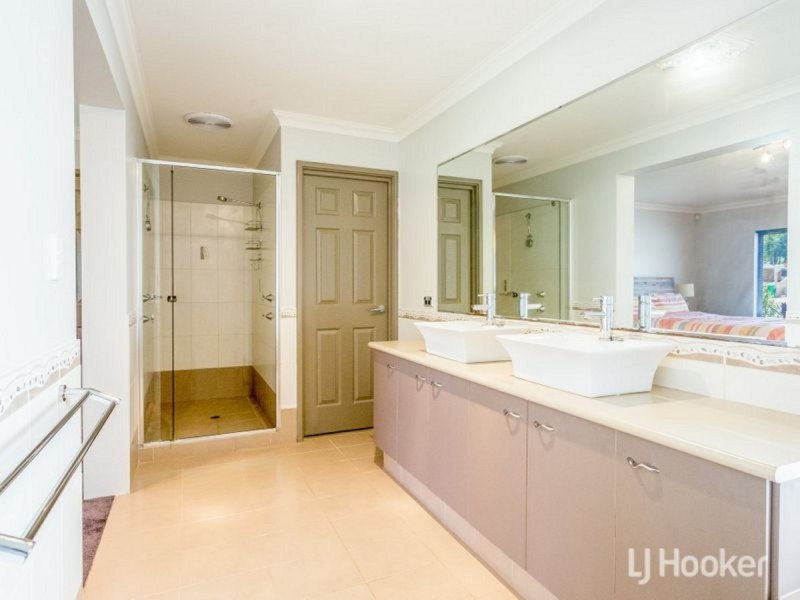 5 Midas Street, Carey Park WA 6230