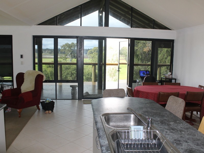 41 Hayfield Drive, Peppermint Grove Beach WA 6271