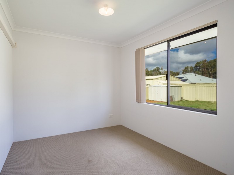 19 Birch Place, Collie WA 6225