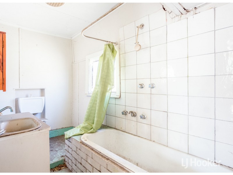 52 Ogden Street, Collie WA 6225