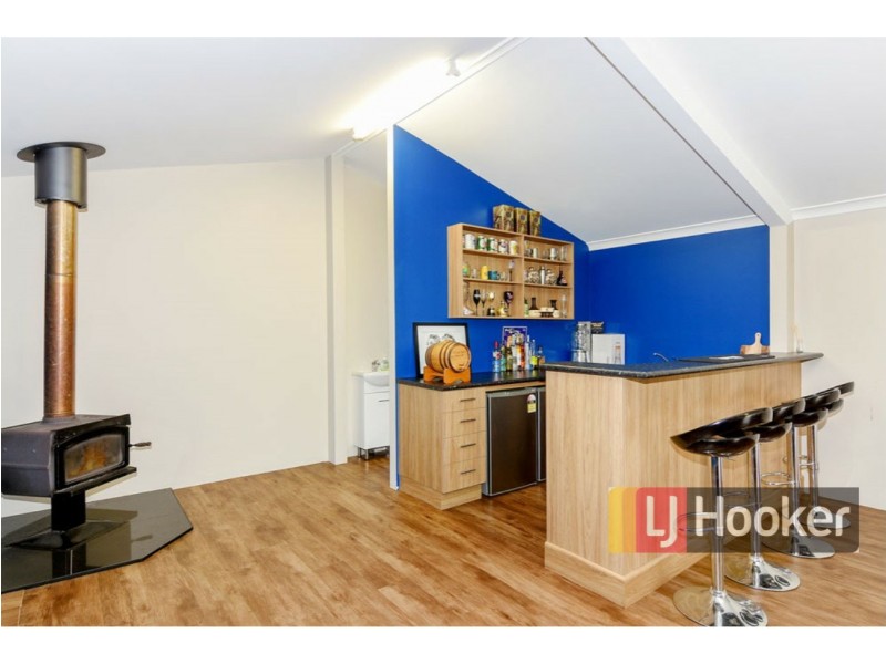 2 Elm Cove, Collie WA 6225