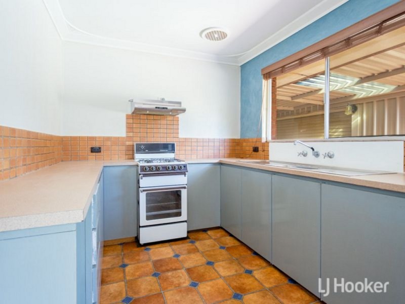 17 Hudson Road, Withers WA 6230