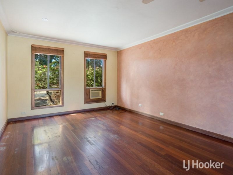 17 Hudson Road, Withers WA 6230