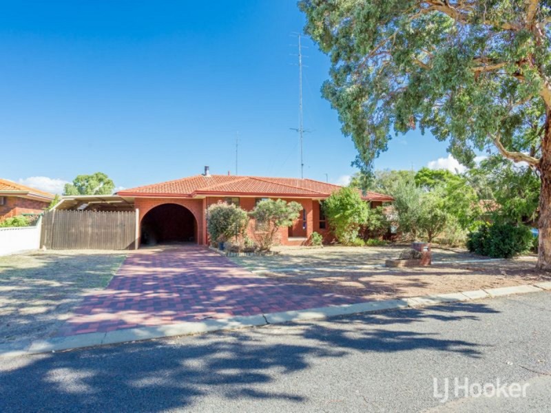 17 Hudson Road, Withers WA 6230