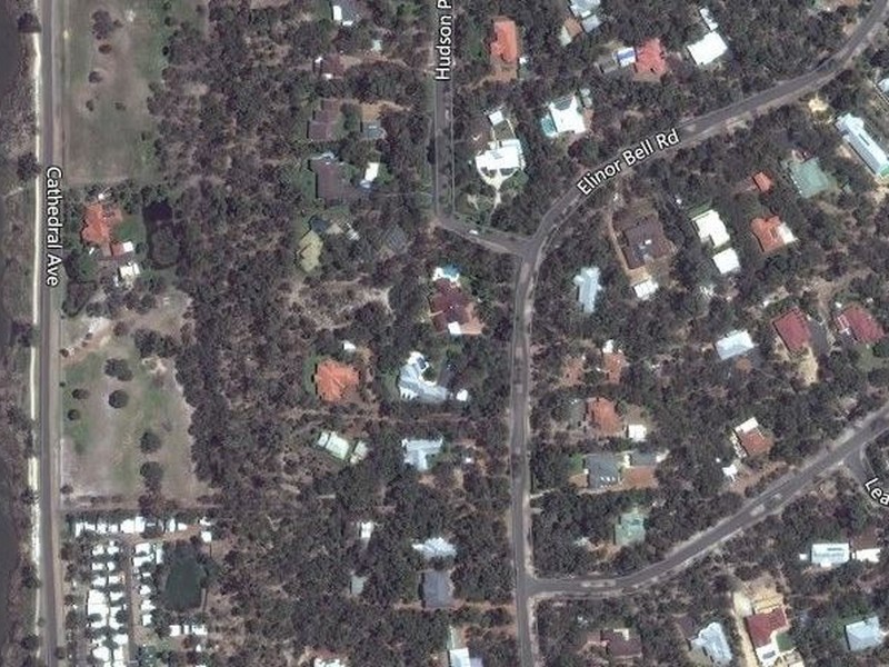 15 Little Place, Leschenault WA 6233