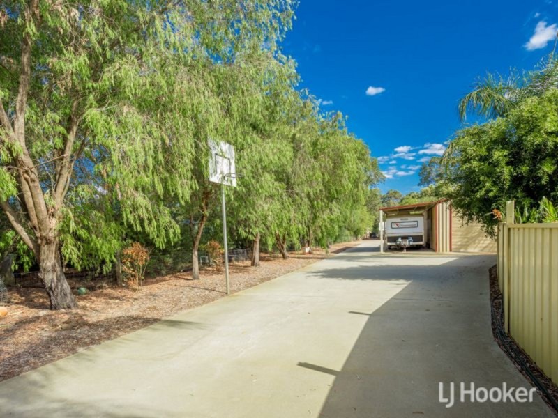 6 Bevan Loop, Roelands WA 6226