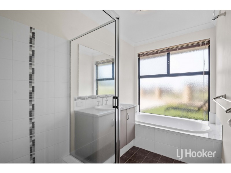 2 Fairhill Road, Australind WA 6233