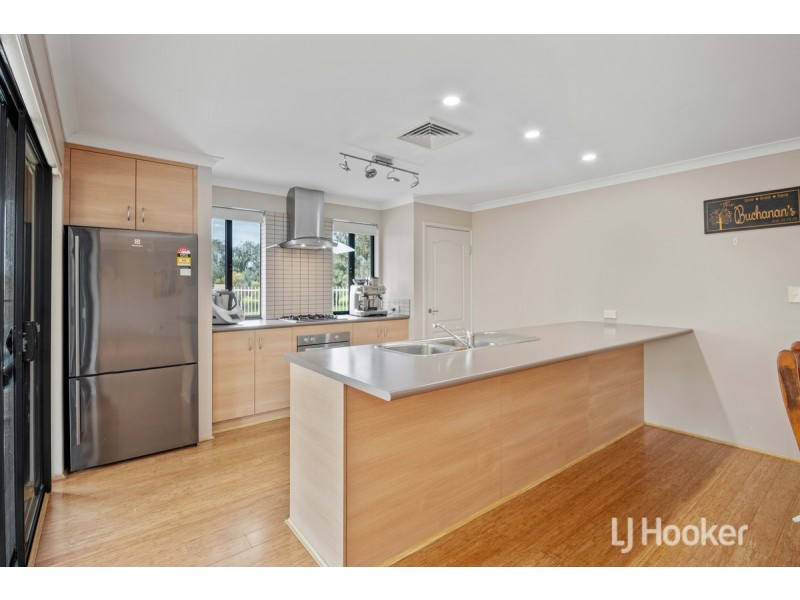 2 Fairhill Road, Australind WA 6233