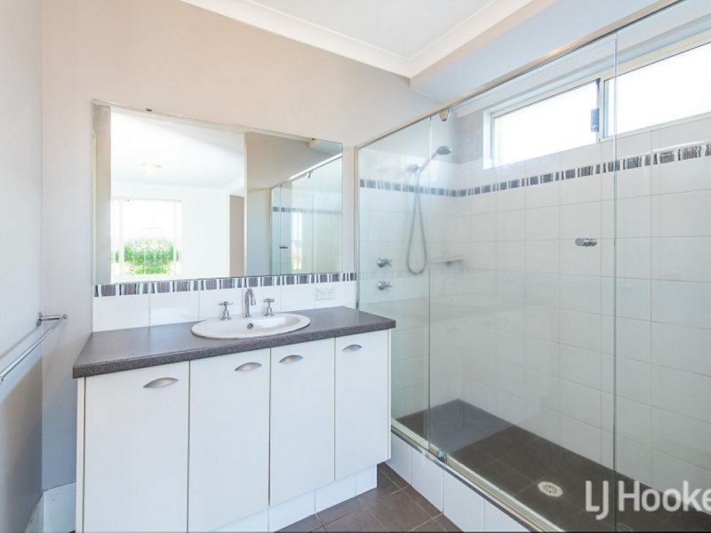 127 Macquarie Drive, Australind WA 6233
