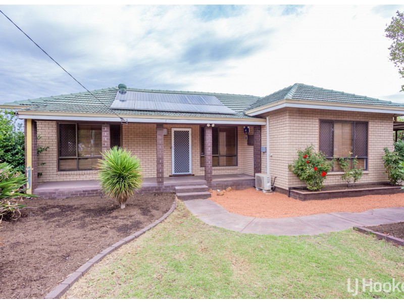 3 Elouera Street, Collie WA 6225