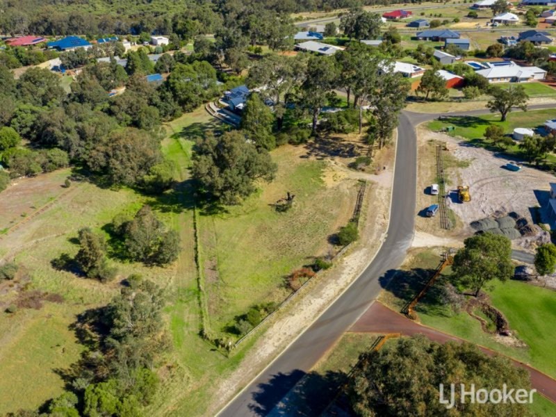 7 Craigie Drive, Roelands WA 6226