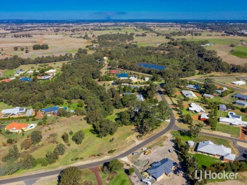 7 Craigie Drive, Roelands WA 6226