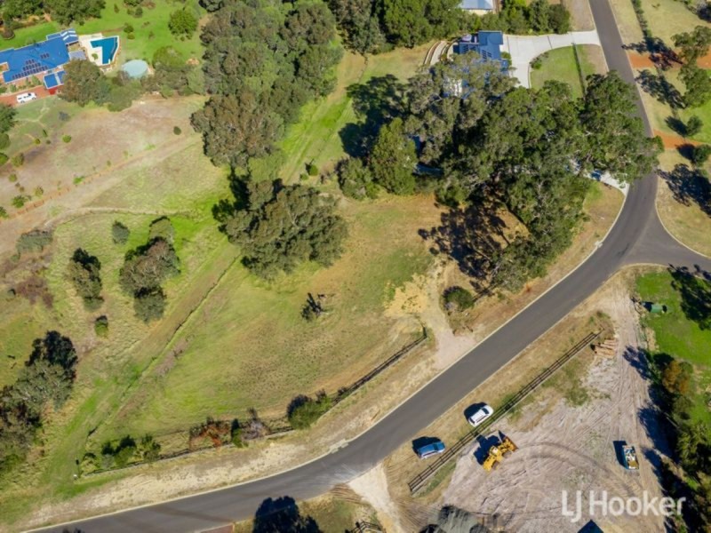 7 Craigie Drive, Roelands WA 6226