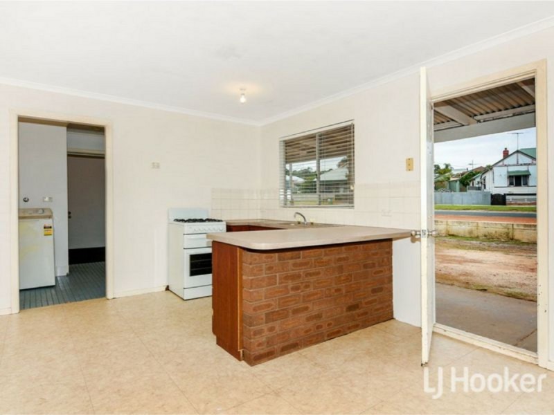 21 Moira Road, Collie WA 6225