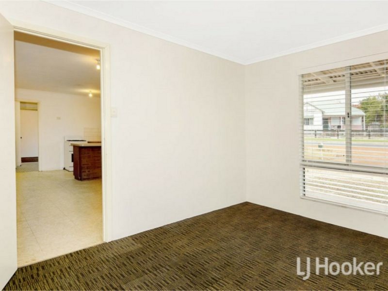 21 Moira Road, Collie WA 6225