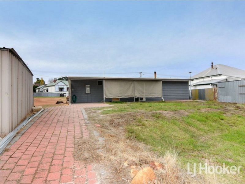 21 Moira Road, Collie WA 6225