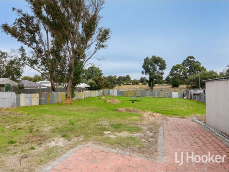 21 Moira Road, Collie WA 6225