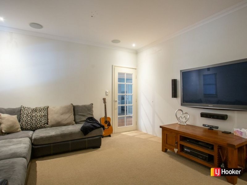 14 Greenough Place, Millbridge WA 6232