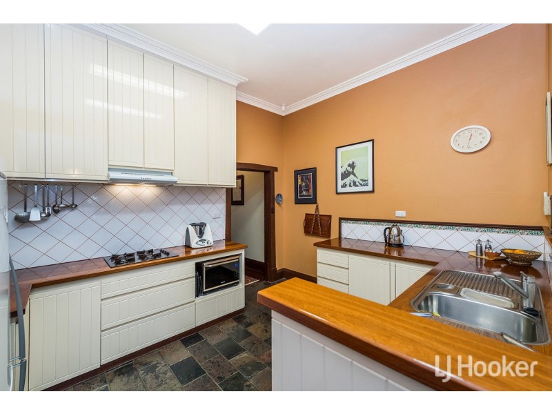 36 Tuart Street, Bunbury WA 6230