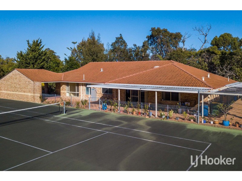 17 Australind Road, Leschenault WA 6233