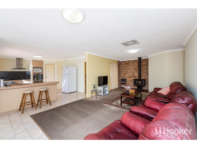 17 Australind Road, Leschenault WA 6233