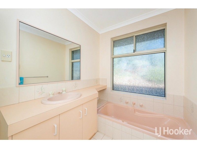 17 Australind Road, Leschenault WA 6233