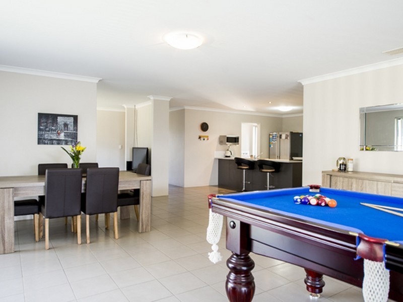 13 Neslite Road, Dalyellup WA 6230