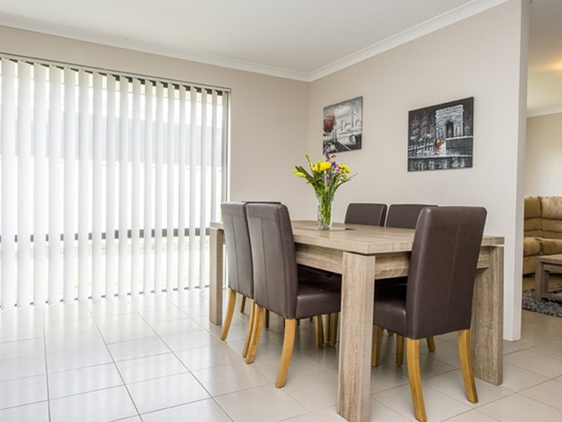 13 Neslite Road, Dalyellup WA 6230