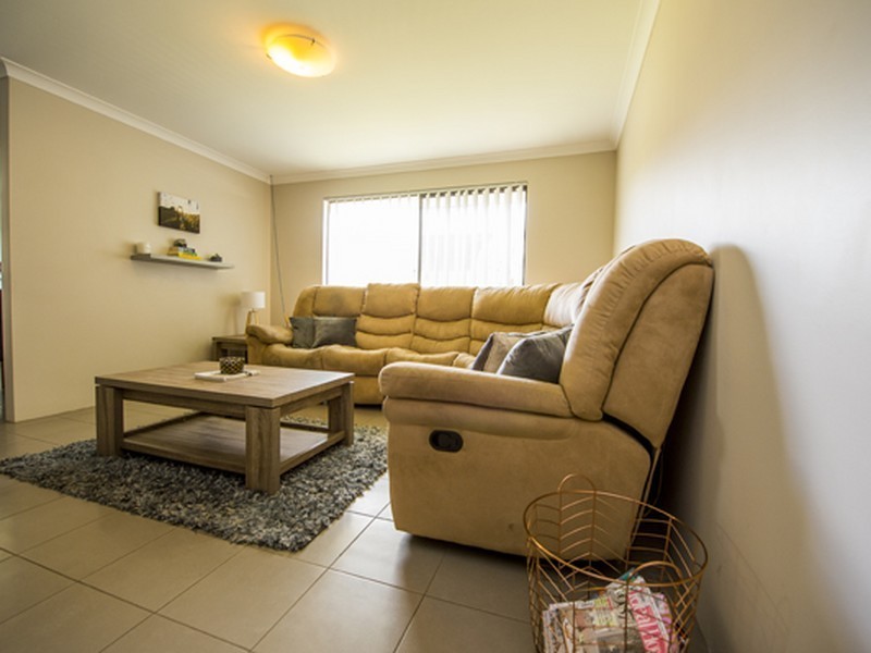 13 Neslite Road, Dalyellup WA 6230