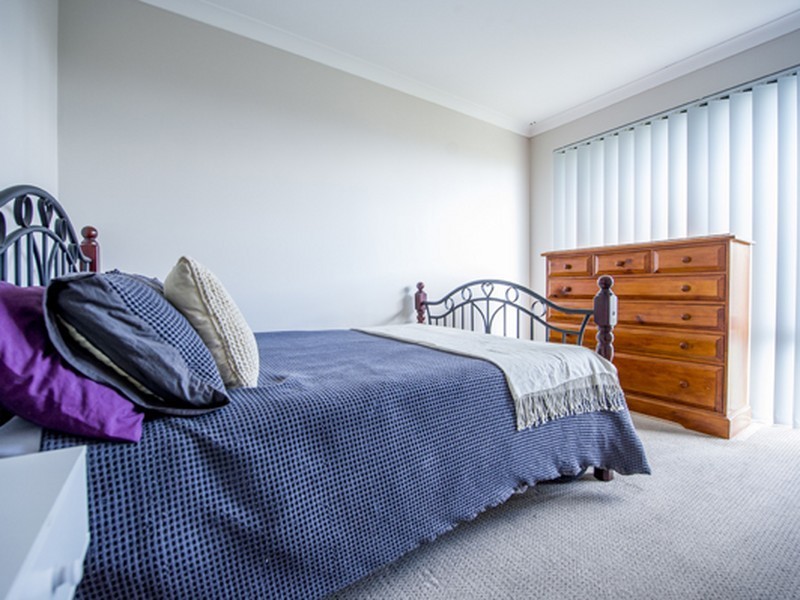 13 Neslite Road, Dalyellup WA 6230