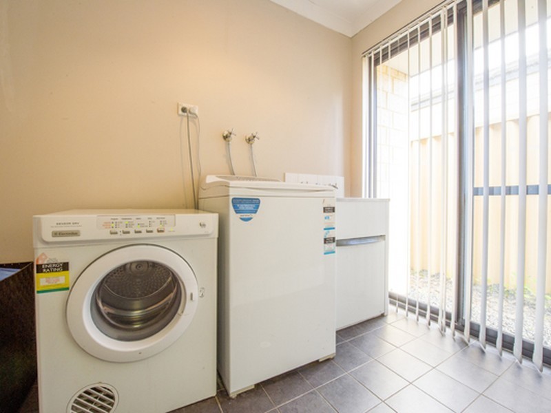 13 Neslite Road, Dalyellup WA 6230