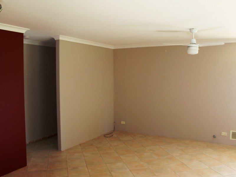 36 Jacaranda Crescent, Withers WA 6230