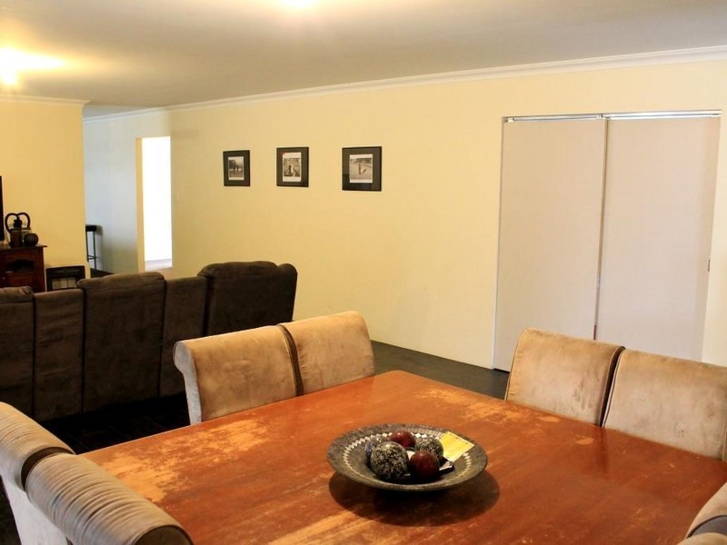 15 Friartuck Road, Dalyellup WA 6230