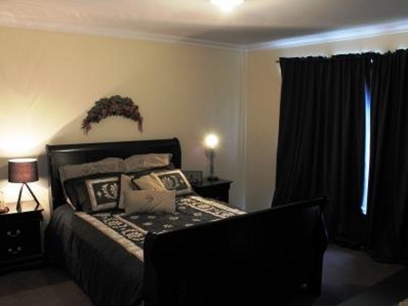 15 Friartuck Road, Dalyellup WA 6230