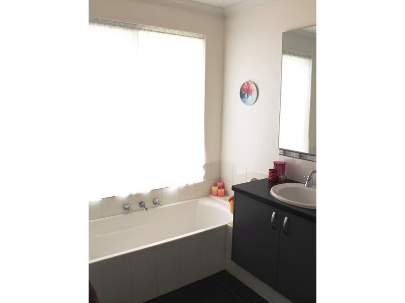 15 Friartuck Road, Dalyellup WA 6230