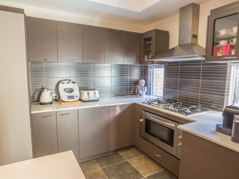 8 Ambrose Green, Pelican Point WA 6230