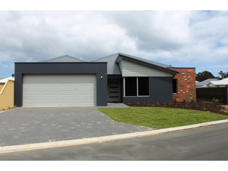 42 Bibra Loop, Dalyellup WA 6230