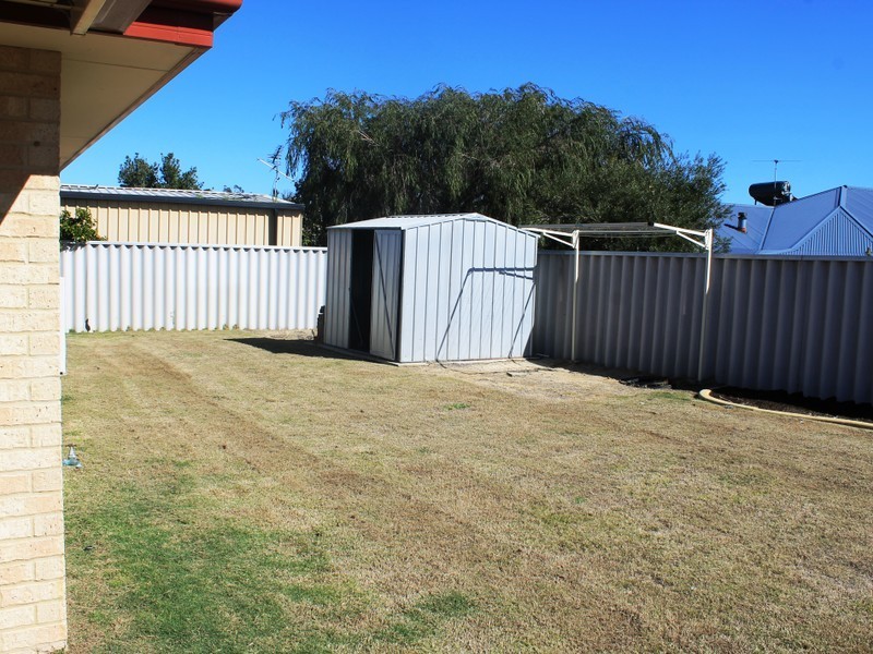 58 Somerville Drive, College Grove WA 6230