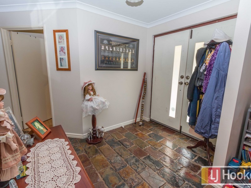 1 Roberts Road, Leschenault WA 6233